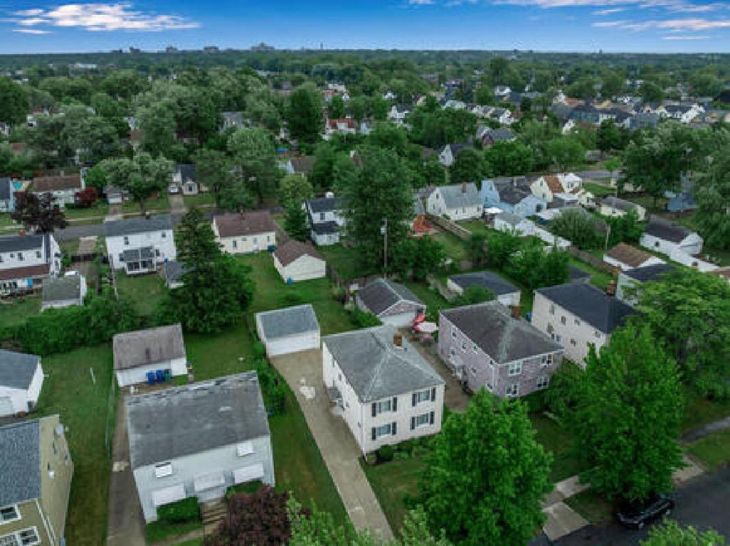 Gorgeous 2 Queen Bedroom Lower Apartment In North Buffalo With Free Driveway Parking Luaran gambar