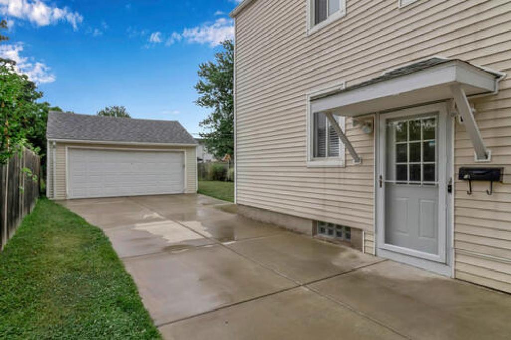 Gorgeous 2 Queen Bedroom Lower Apartment In North Buffalo With Free Driveway Parking Luaran gambar